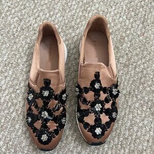 Uterqüe Blush Pink Slip-On Flats with Black Beaded Floral Embellishment